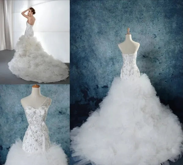 Bespoke Wedding Dress Brides long sweetheart ball gown luxury rhinestone crystal