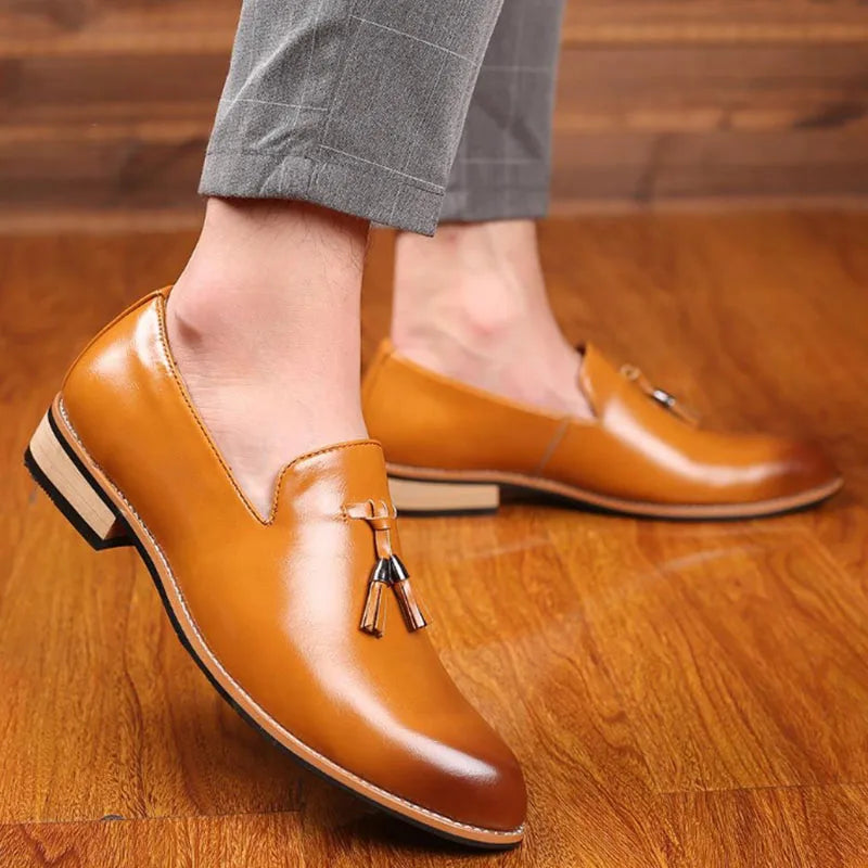 Men Slip on Dress Office Wedding Shoes Men Pointed Toe Dress Leather Shoes Luxury Italian Style Formal Party Shoes hj65