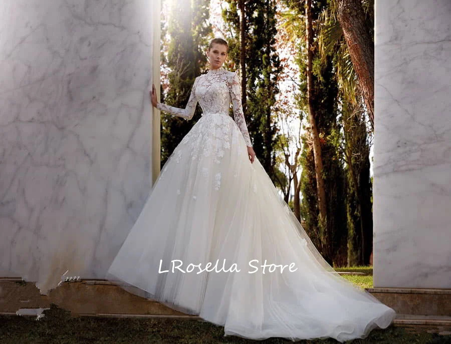 High Neckline Noble Royal Princess Flower Wedding Dress with Court Train Long Sleeves Illusion Button Back Pretty 2025 Wedding