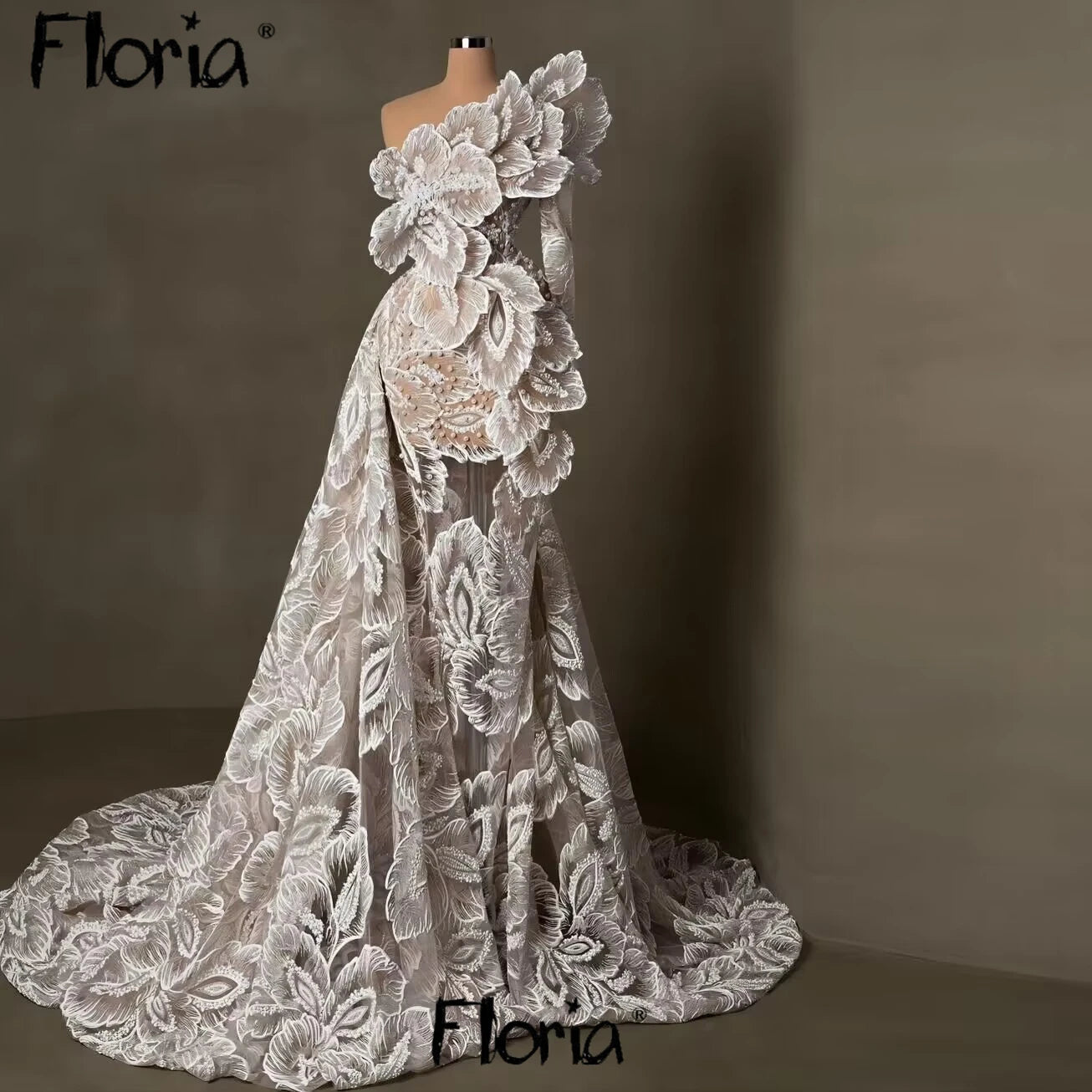 Floral Lace Appliques Wedding Dress Dubai One Shoulder Gorgeous Bridal Gowns Arabic Customizable 2IN1 Pearls Wedding Gown