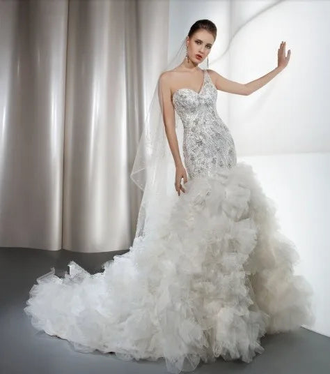 Bespoke Wedding Dress Brides long sweetheart ball gown luxury rhinestone crystal