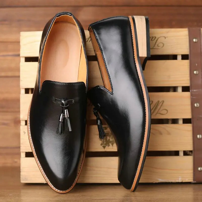 Men Slip on Dress Office Wedding Shoes Men Pointed Toe Dress Leather Shoes Luxury Italian Style Formal Party Shoes hj65