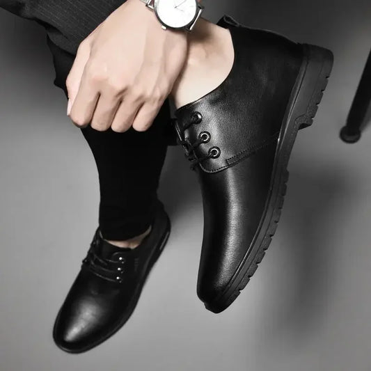 Social Shoe for Men Leather Casual Spring Autumn Lace Up Dress Shoes Man Oxfords Business Cheap Liquidation Party Trend New